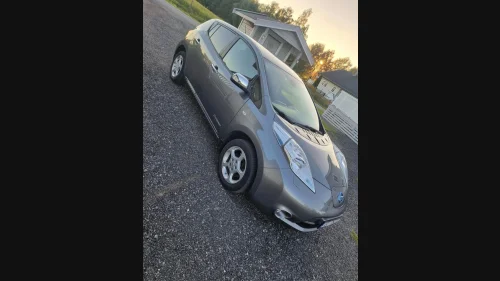 NISSAN LEAF Acenta
