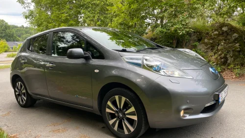 NISSAN LEAF Tekna