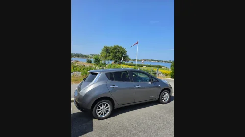 NISSAN Leaf 30kWh Acenta 30kWh
