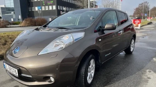 NISSAN LEAF 24kWh Acenta 24kWh