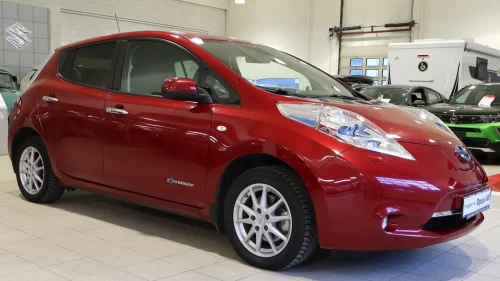 NISSAN LEAF 30kWh 30 kwh Tekna/Bose/skinn/360 kamera