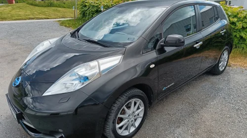 NISSAN LEAF 30kWh Tekna 30kWh
