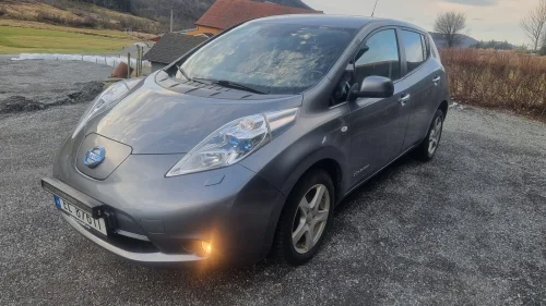 NISSAN LEAF 30kWh Tekna 30kWh. Nylig eu godkjent
