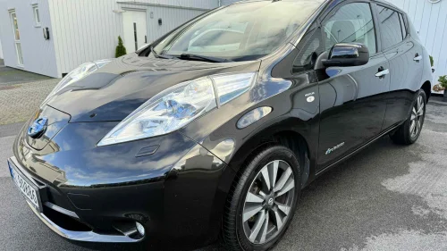 NISSAN LEAF 24kWh Tekna 24kWh - varmepumpe/360kamera/Bose anlegg