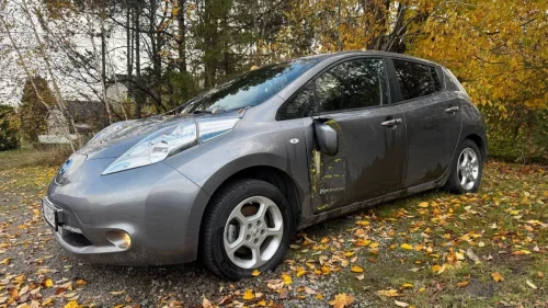 NISSAN Leaf 30kWh LEAF 0KW