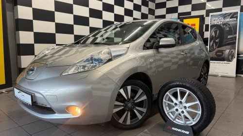 NISSAN LEAF 30kWh Tekna 30kWh LAV KM*TOPP UTSTYRT*NY SERVICE+EU*