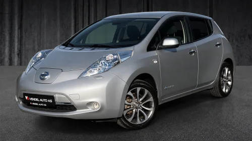 NISSAN LEAF 30kWh 30kWh NORDIC/ 360 KAM/ BOSE/ OPPV SETER/ NAVI/ ISOFIX