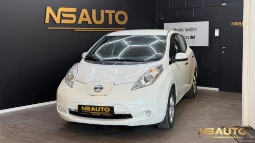 NISSAN LEAF 30kWh 30kWh / 109HK / NYLIG EU / AC / R. KAM / CRUISE K / +++