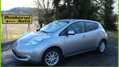 NISSAN LEAF 30kWh 30kWh Aut Navi R.kam DAB, En Eier NY EU 04.2027
