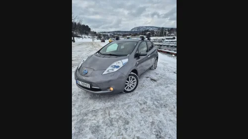 NISSAN LEAF 30kWh Tekna 30kWh EU-godkjent til 28.02.2028.