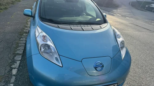 NISSAN Leaf 24kWh
