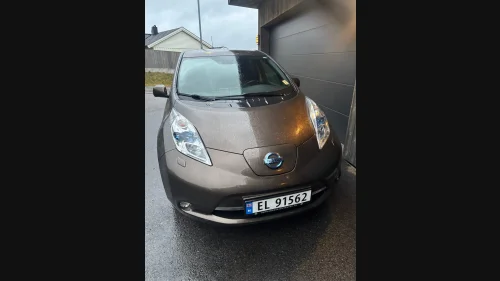 NISSAN LEAF 30kWh Tekna 30kWh