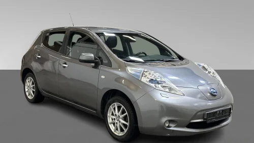 NISSAN LEAF 30kWh 30kWh,Nordic,10 av 12 strekker,Ny EU 04/2028, Outlet