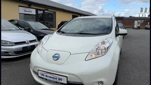 NISSAN Leaf 24kWh 24kWh/11 av 12/Cruise/Navi/KeylessGO/Ny EU!+++