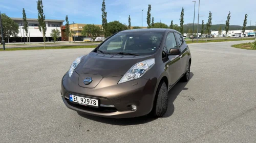 NISSAN LEAF 30kWh Tekna 30kWh
