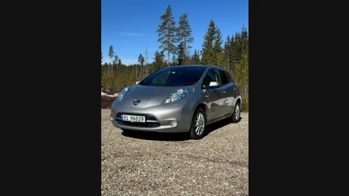 NISSAN LEAF 30kWh Tekna 30kWh