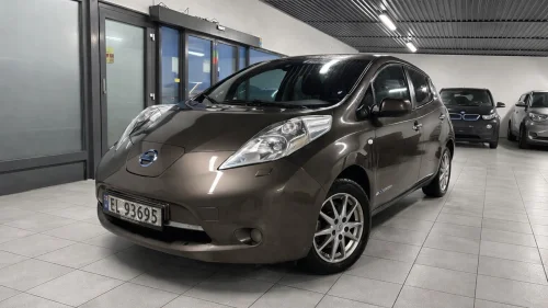 NISSAN LEAF 30kWh 30kWh // UTEN EU // R.KAM // NAVI // CRUISE // SE PR