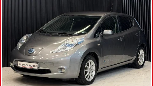 NISSAN LEAF 30kWh 30kWh/1-eier/TOPPMODELL /LAV.KM /NORSKBIL