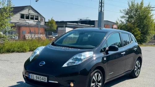 NISSAN LEAF 30kWh 30KWH FACELIFT 360 KAMERA ++