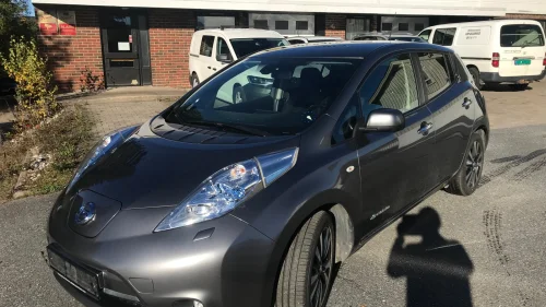 NISSAN LEAF 30kWh 30kWH BOSE EU OK MAI 2028
