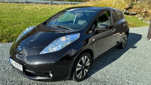 NISSAN LEAF 30kWh Tekna 30kWh