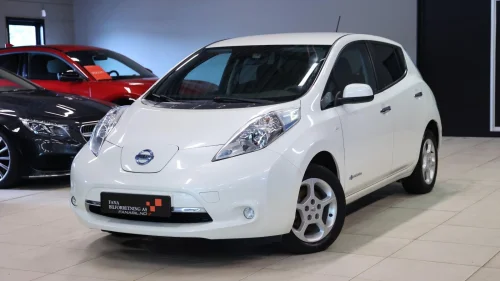 NISSAN Leaf 24kWh 24kWh/11 av 12 streker/Lav km/Ny EU-godkjenning