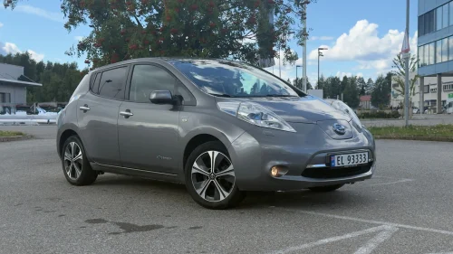 NISSAN LEAF 30kWh Nordic 30kWh, 360, BOSE, EU 03/28, S+V