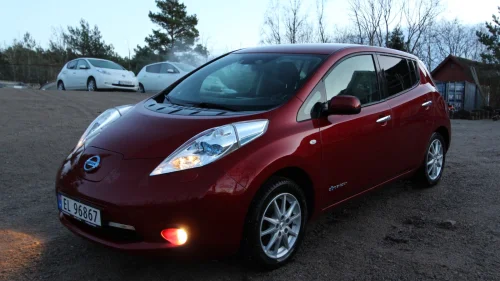 NISSAN LEAF 30kWh GARANTI - Nordic Tekna 30kWh - Vinterpk - Varmep - DAB