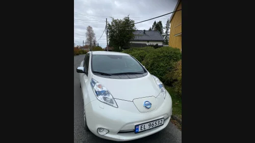 NISSAN LEAF 30kWh Tekna 30kWh