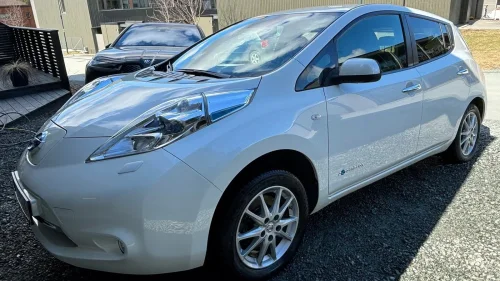 NISSAN LEAF 24kWh Tekna 24kWh