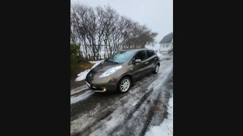NISSAN LEAF 30kWh Tekna 24kWh
