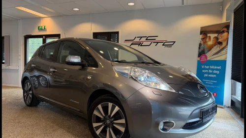 NISSAN LEAF 30kWh 30kWh / Nordic / Bose / 360 kamera / 10/12 streker