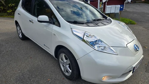 NISSAN Leaf 30kWh Tekna 30kWh