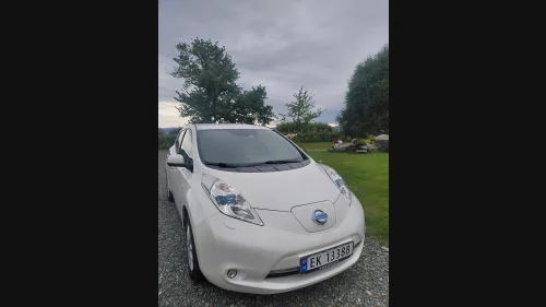NISSAN LEAF 30kWh Tekna 30kWh