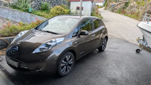 NISSAN LEAF 30kWh Tekna 30kWh