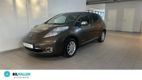 NISSAN LEAF 30kWh 30kWh Tekna /Alcantara/BOSE/R.kam