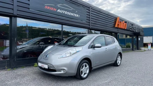 NISSAN LEAF 30kWh Acenta 30kWh.Ryggekam.,Isofix,Navi,Cruise,Klima,BT,DAB+