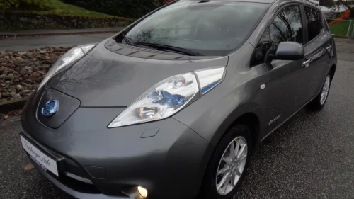 NISSAN LEAF 30kWh 30kWh TEKNA SKINN RATTVARME CRUISE NAVI KAMERA DAB+