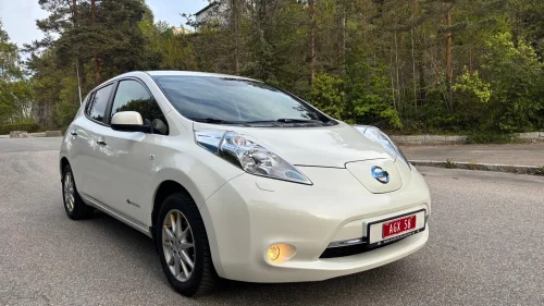 NISSAN LEAF 30kWh Acenta 30kWh/1eier/Velholdt/Navi/DAB/Cruise/EU02.27