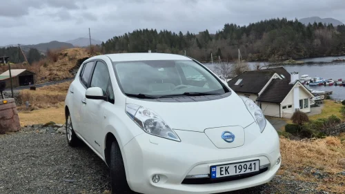 NISSAN LEAF 30kWh Zeo  30 kw.