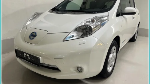 NISSAN Leaf 30kWh 30kWh - Kamera - VarmePumpe - Navi - Cruise - DAB+