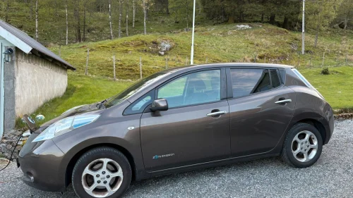 NISSAN Leaf 30kWh Acenta 30kWh