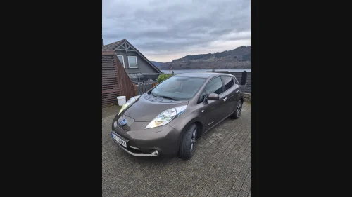 NISSAN LEAF 24kWh Tekna 24kWh