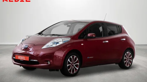 NISSAN LEAF 30kWh 30kWh(250km)/Tekna/Cruise/360/Bose/Navi/Oppv.ratt