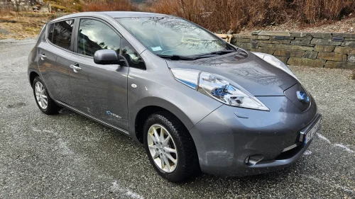 NISSAN LEAF 30kWh Tekna 30kWh