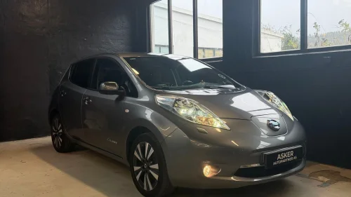 NISSAN LEAF 30kWh LEAF | AUTOMAT | LAV KM | SKINNSETER | EL +++
