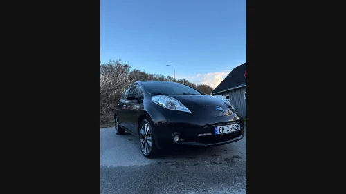 NISSAN LEAF 30kWh Black Edition 30kWh