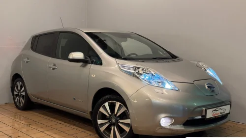NISSAN LEAF 30kWh 30kWh 10/12 Streker / Varme / 360 Kamera / Navi / BOSE+