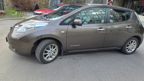 NISSAN LEAF 30kWh