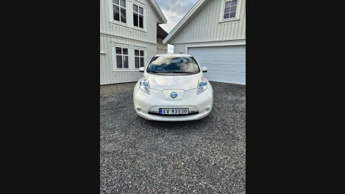 NISSAN Leaf 30kWh Tekna 30kWh